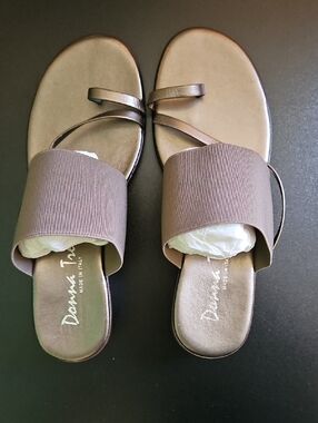 Donna Trend Taupe Brown Slide Sandals with Toe Loop